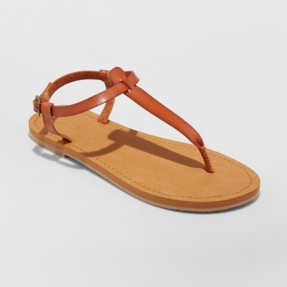 Universal Thread Shoes - Women's Hartley T Strap Thong Sandals